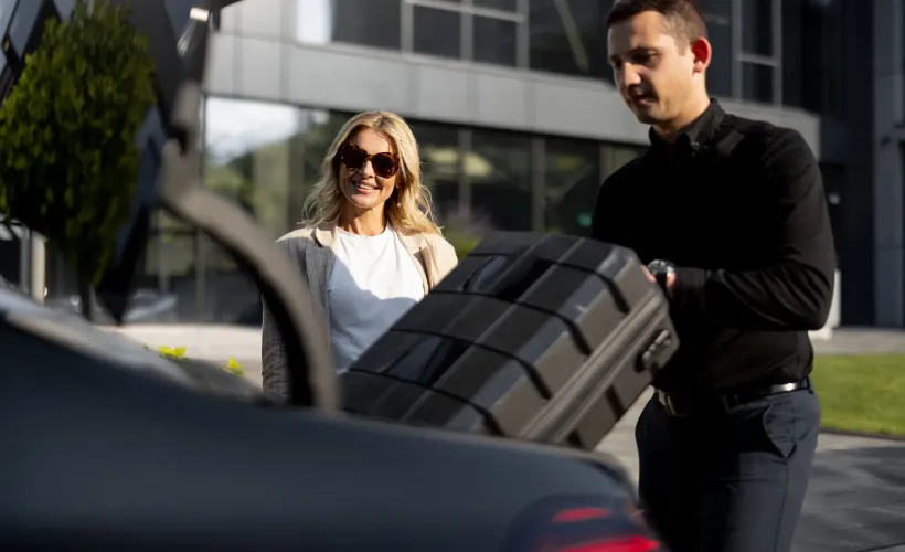 Reasons to Hire a Chauffeur